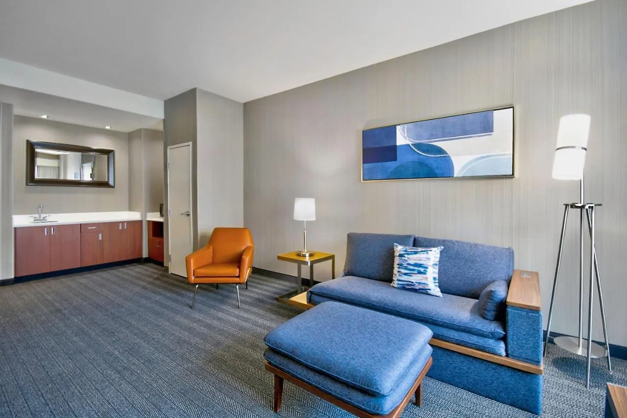 Courtyard By Marriott Nashville Green Hills Hotel